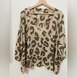 POL Beige and Olive Leopard V-Neck Sweater